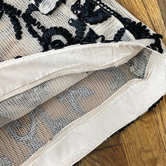 dRA Los Angeles Womens Floral Embroidered Tulle Top Small Ruffle Sleeve - Picture 9 of 13